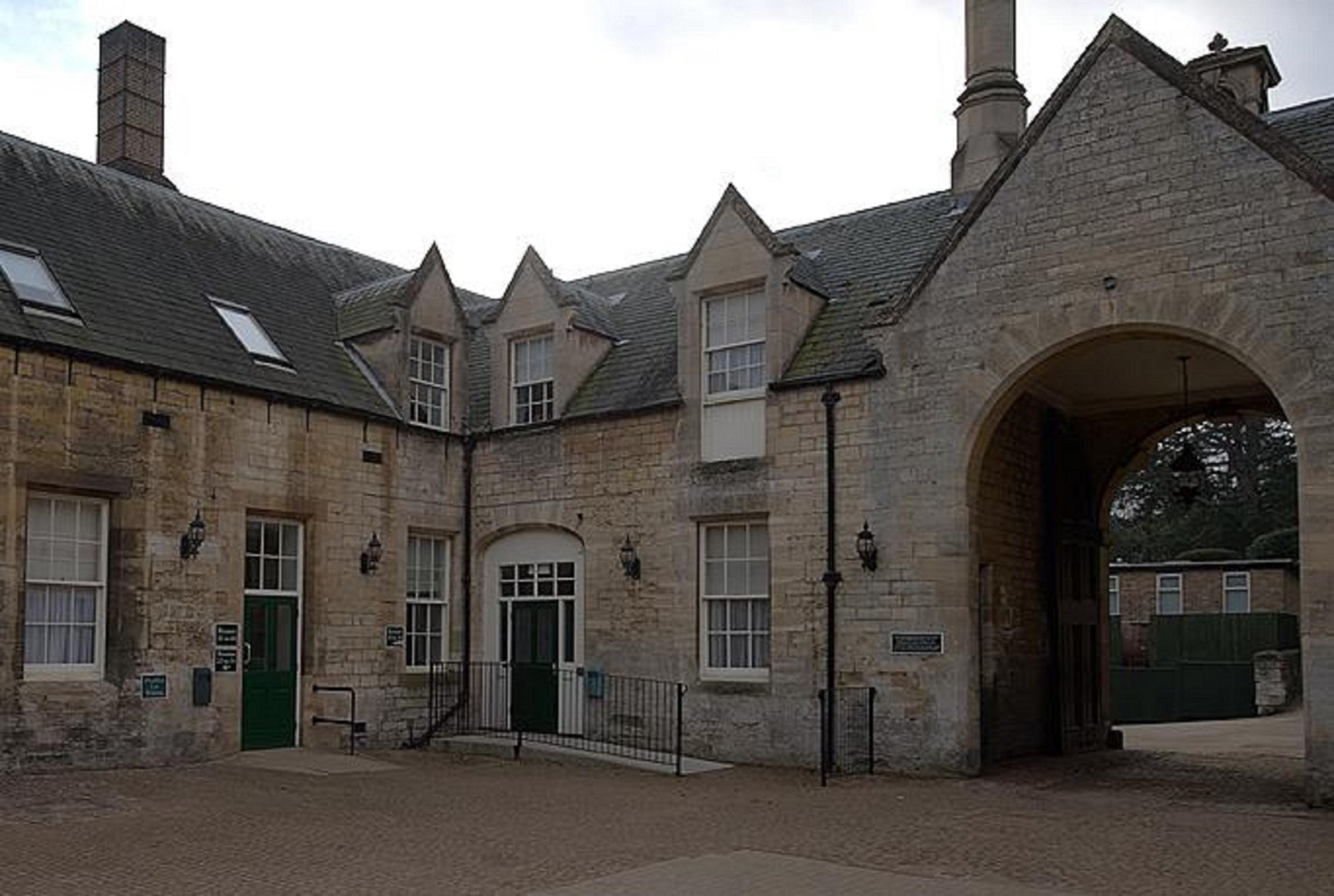 Stoke Rochford Hall Grantham Exterior foto